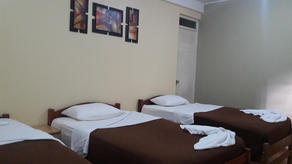 Boton De Oro Hotel Tambopata Exterior photo
